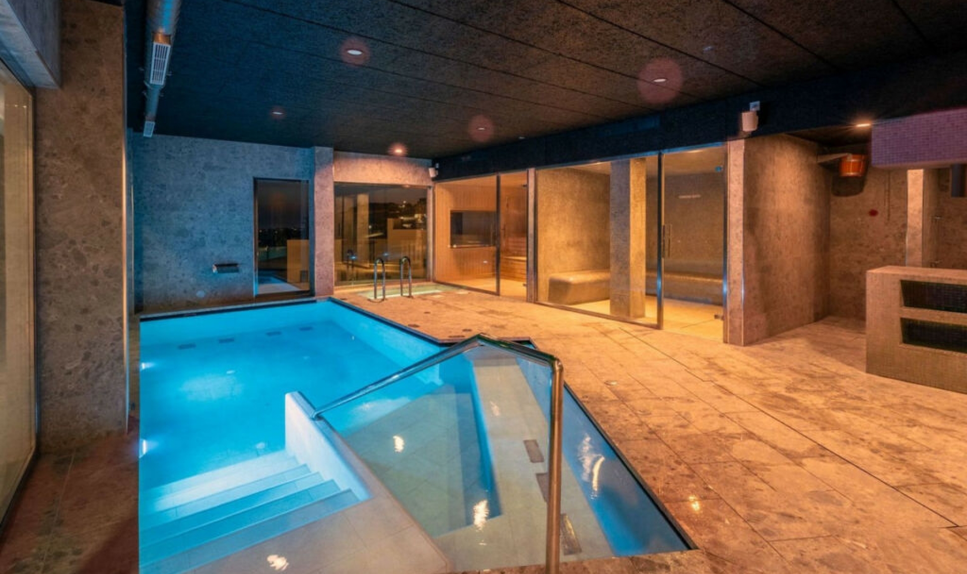 Resale - House -
Torrox Costa