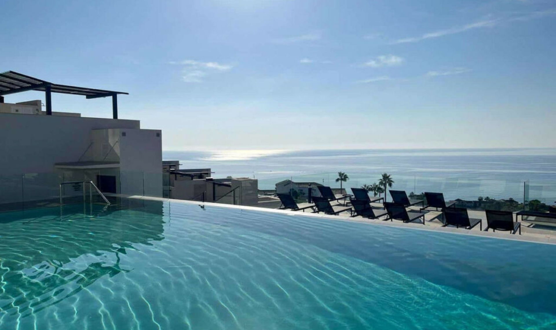 Resale - House -
Torrox Costa