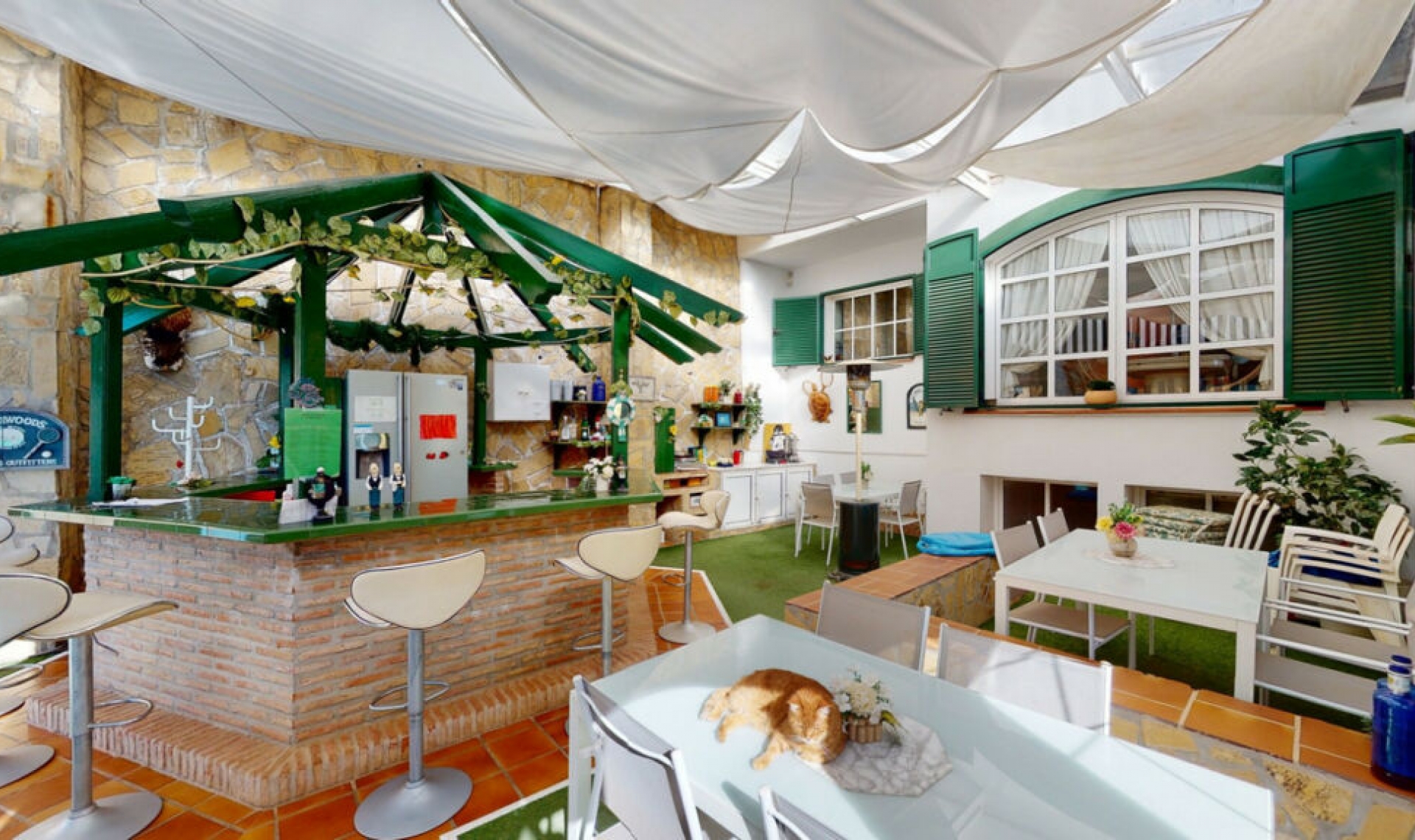 Resale - House -
Torrox Costa