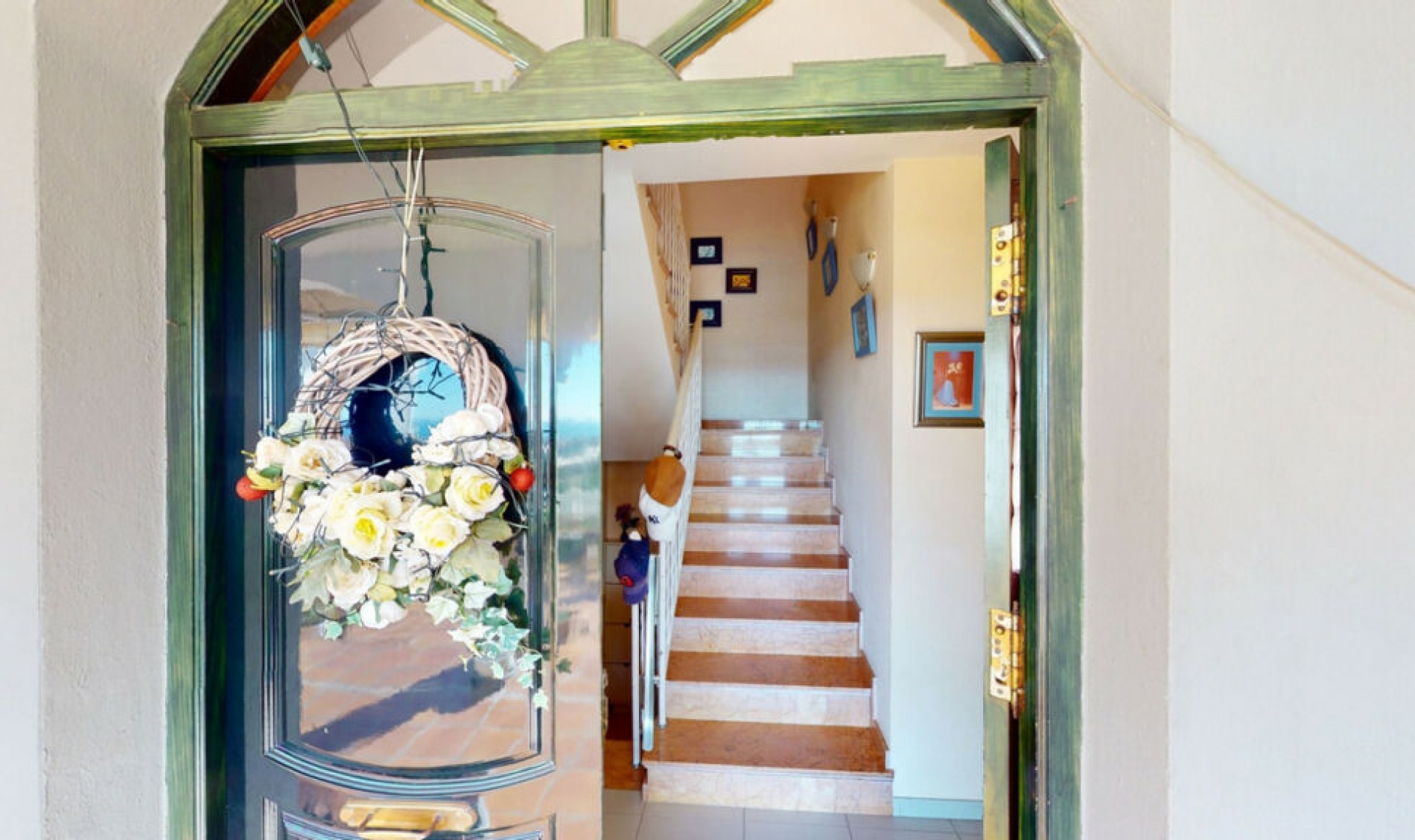 Resale - House -
Torrox Costa