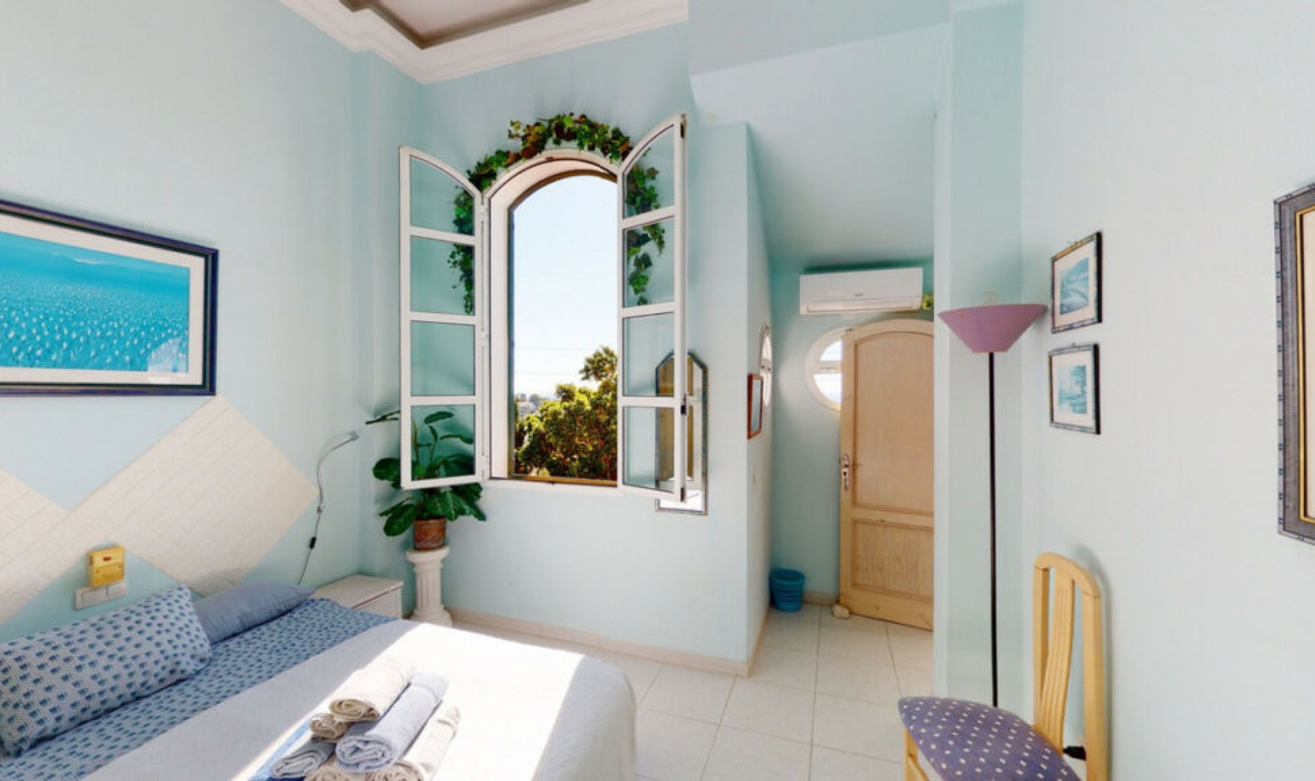 Resale - House -
Torrox Costa