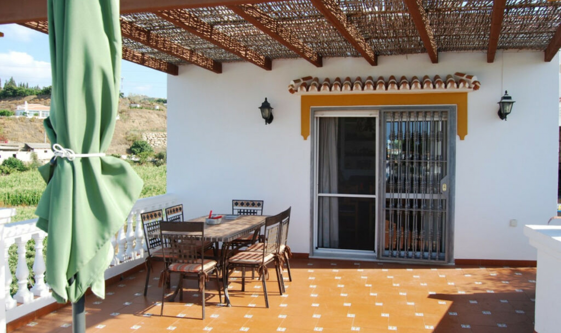 Resale - House -
Torrox Costa