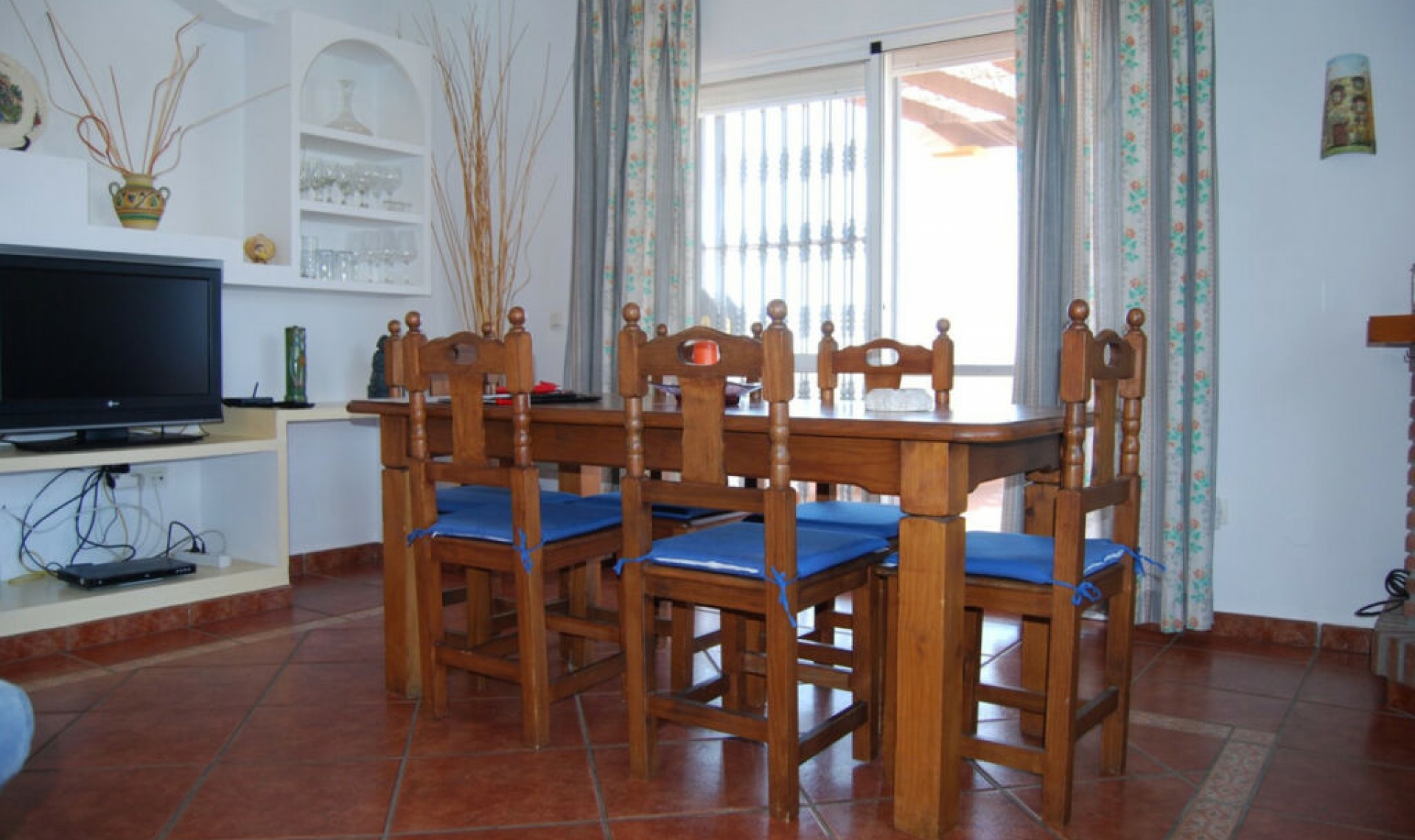 Resale - House -
Torrox Costa