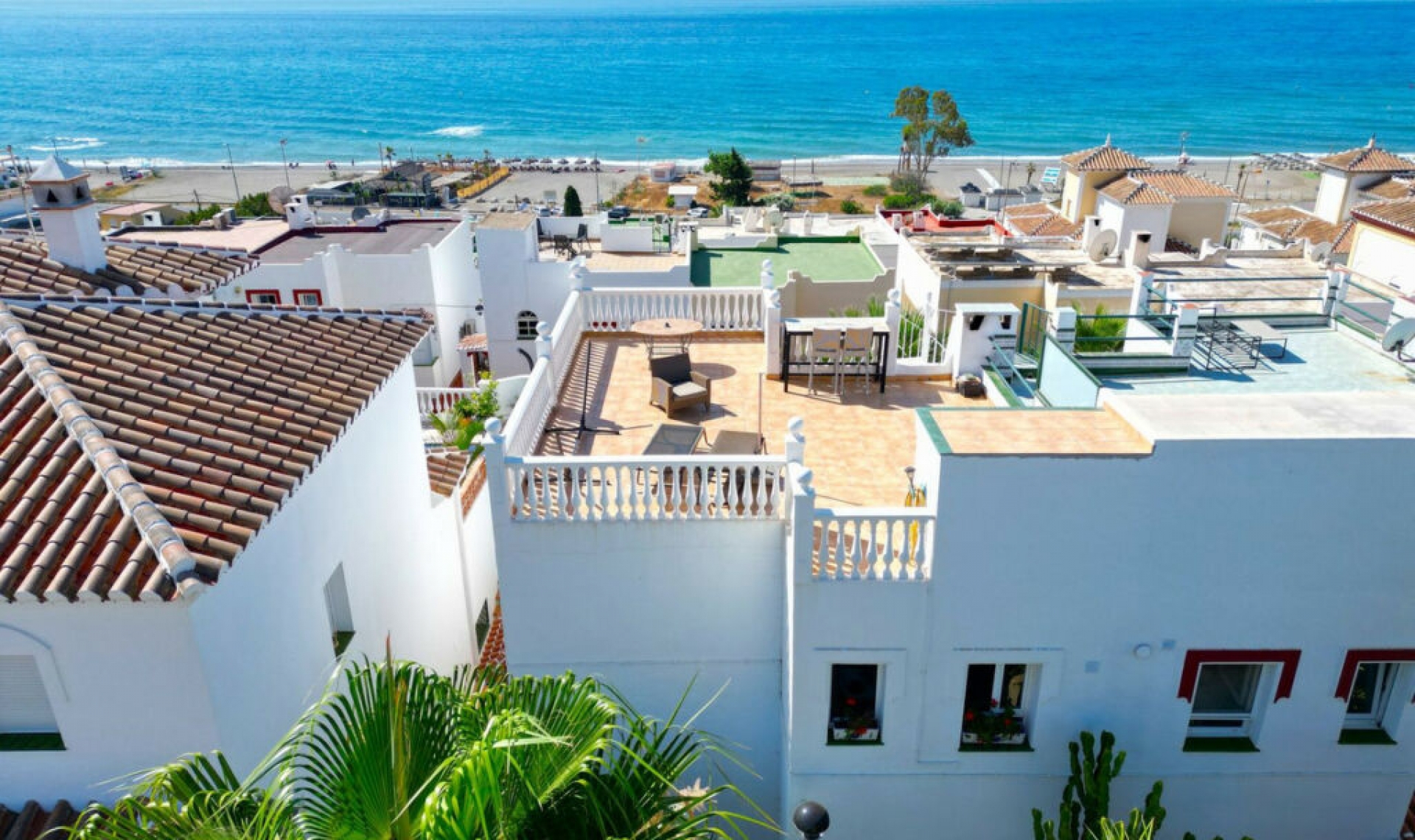 Resale - House -
Torrox Costa