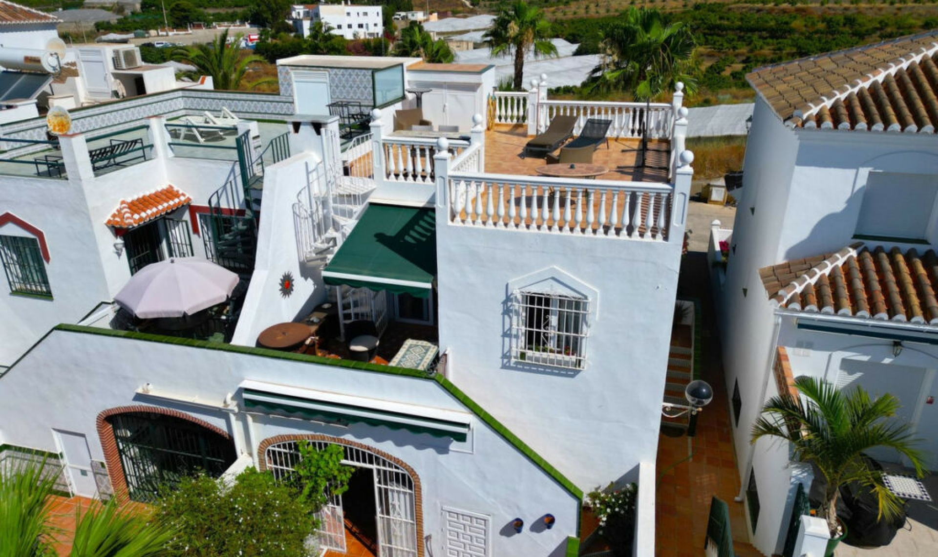 Resale - House -
Torrox Costa