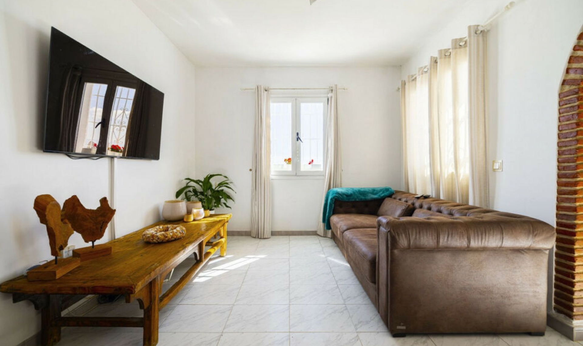 Resale - House -
Torrox Costa
