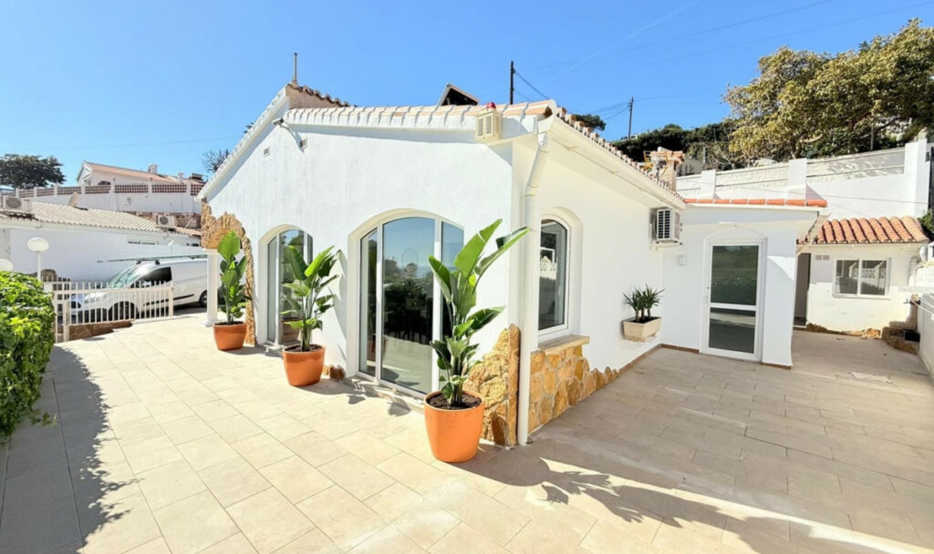 Resale - House -
Torrox Costa