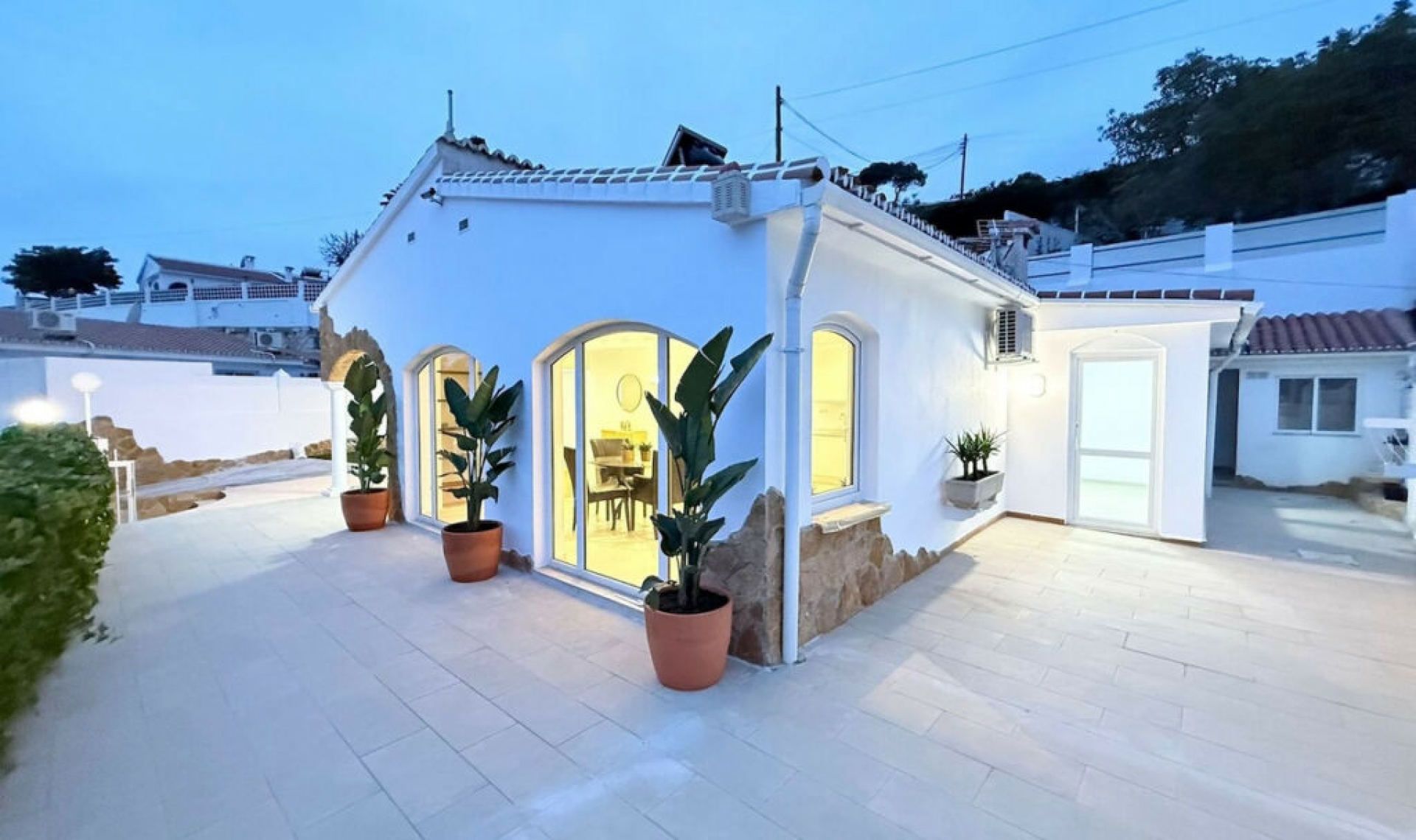 Resale - House -
Torrox Costa