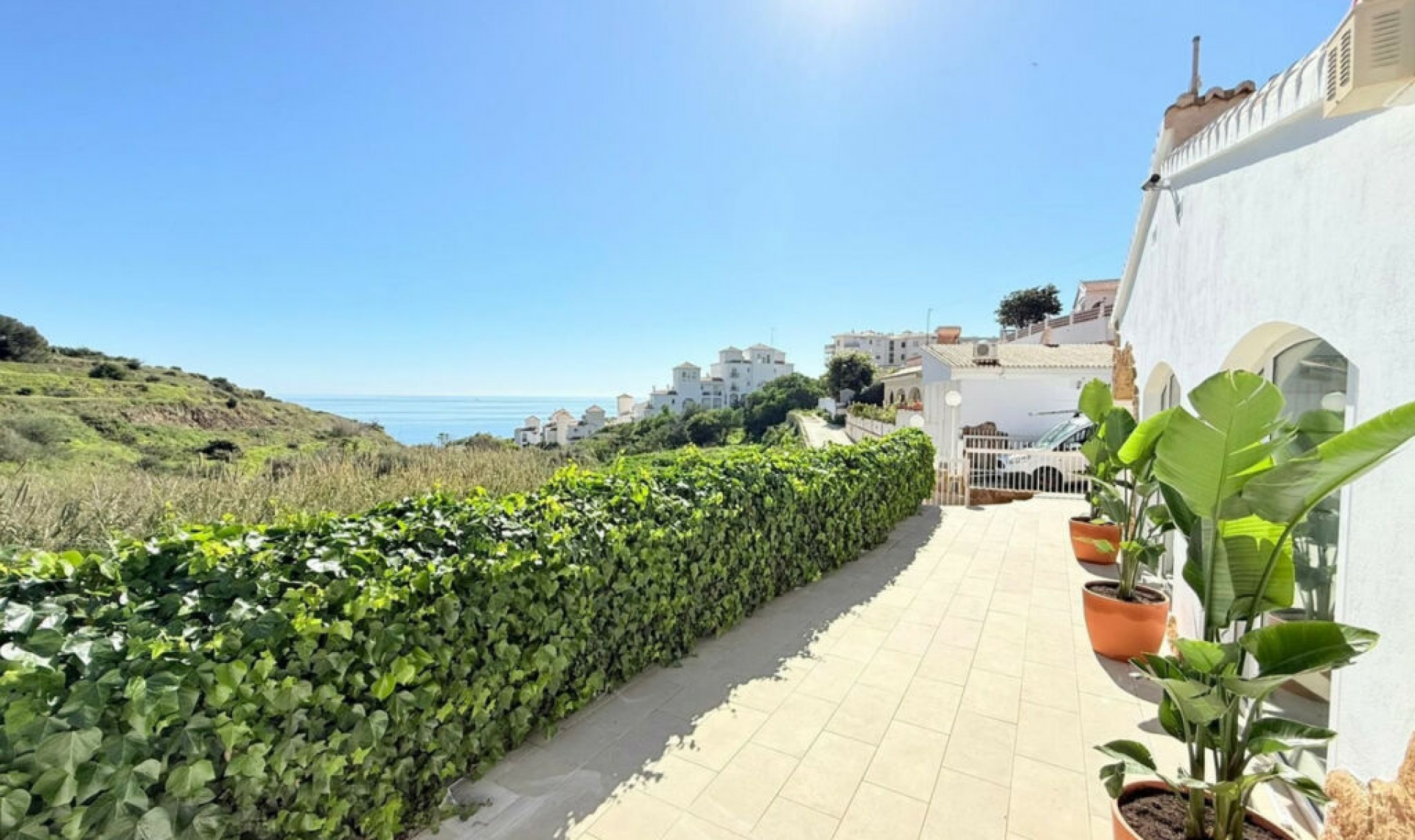 Resale - House -
Torrox Costa