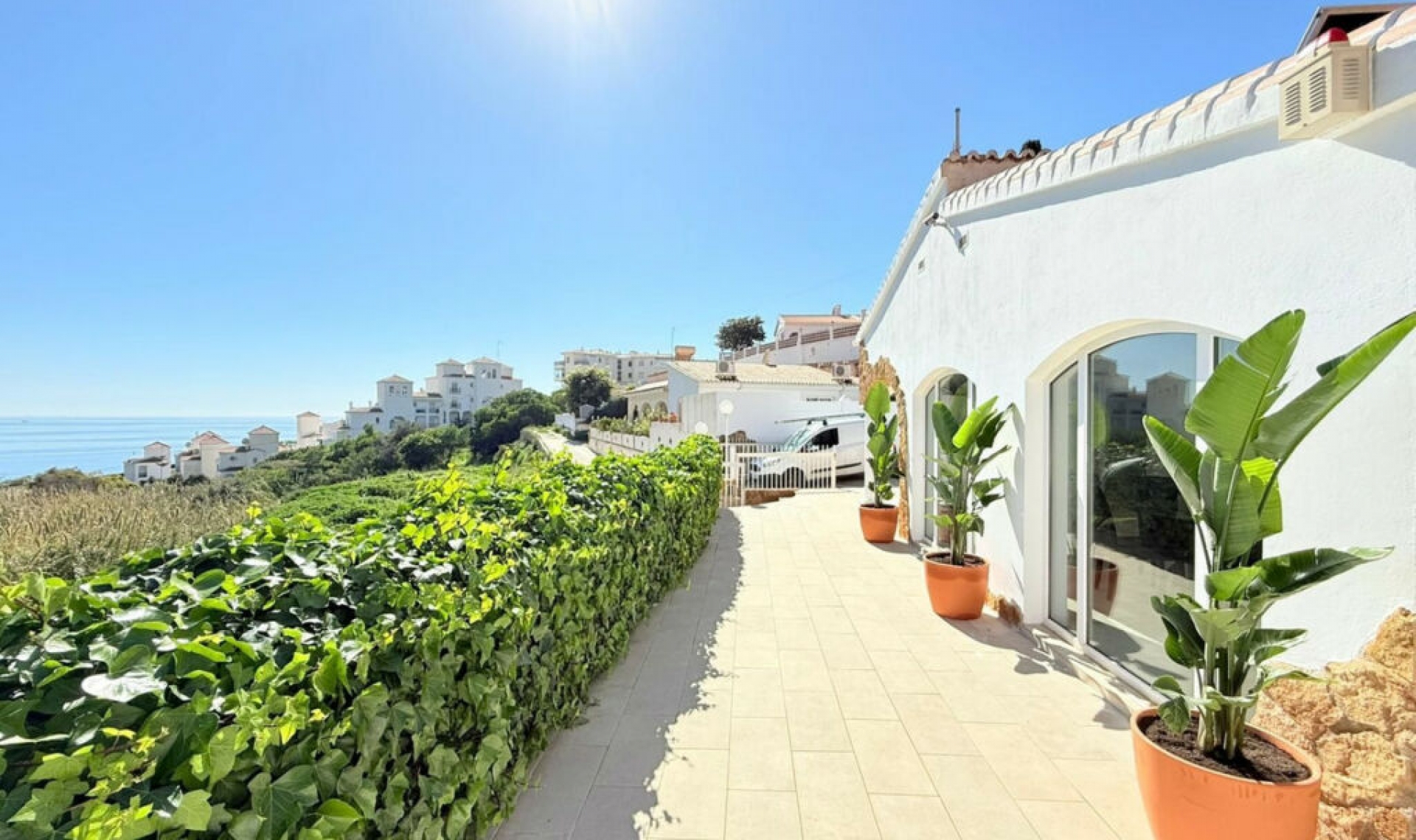 Resale - House -
Torrox Costa