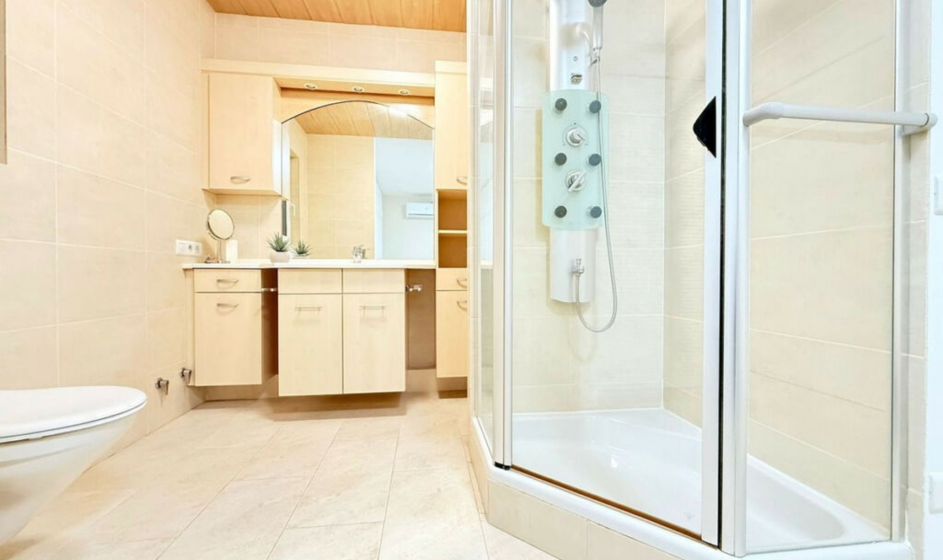 Resale - House -
Torrox Costa