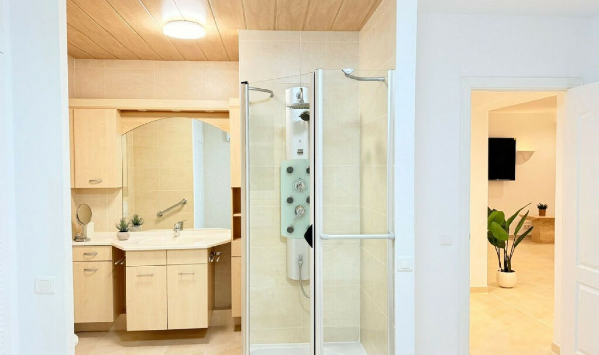 Resale - House -
Torrox Costa