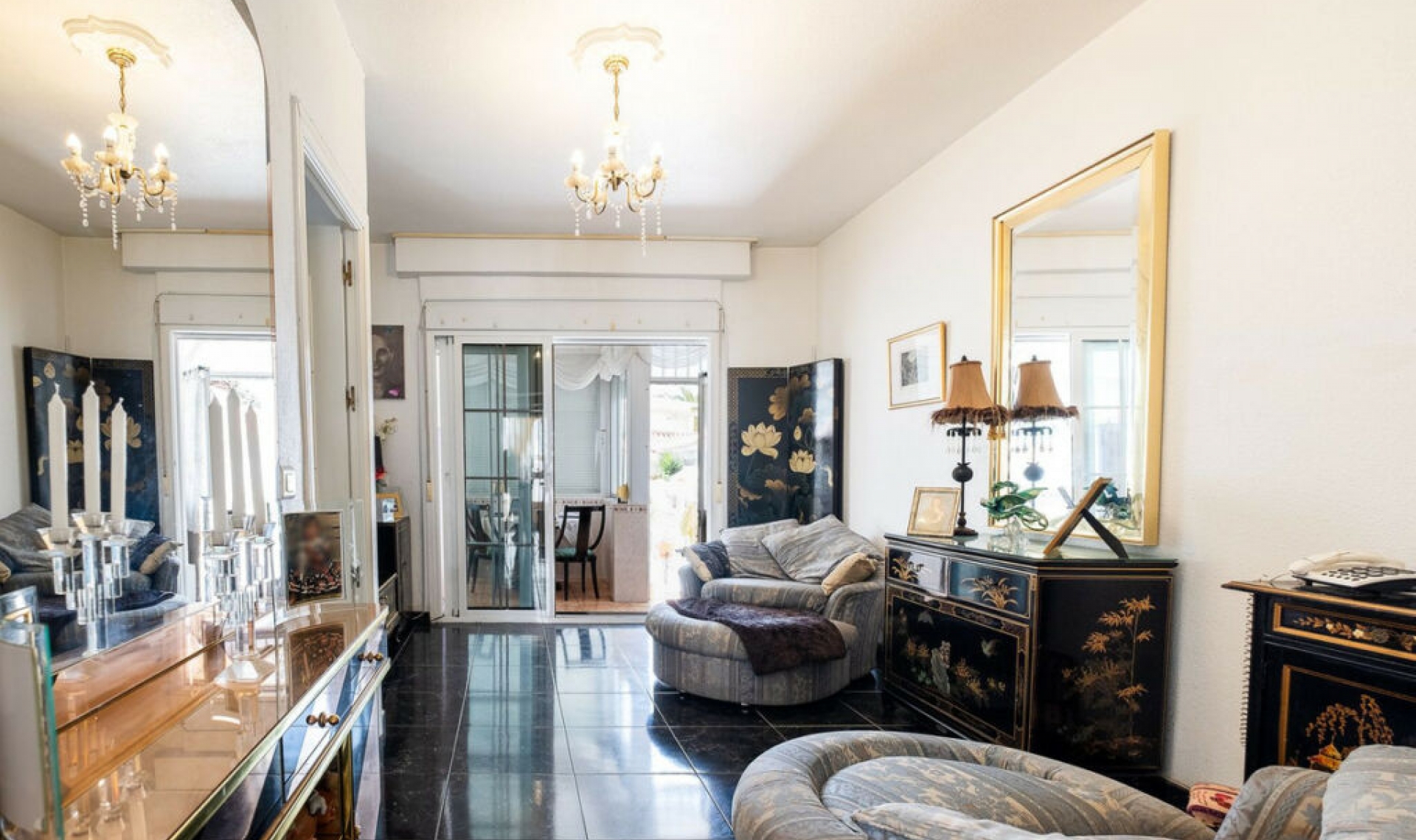 Resale - House -
Torrox Costa