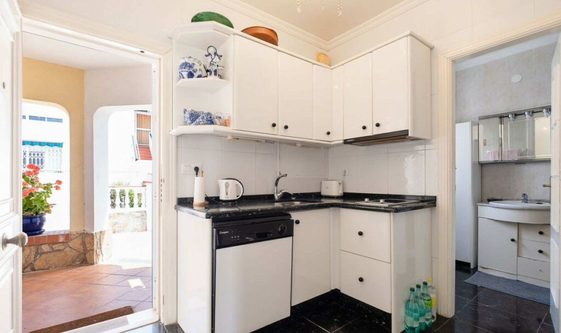 Resale - House -
Torrox Costa