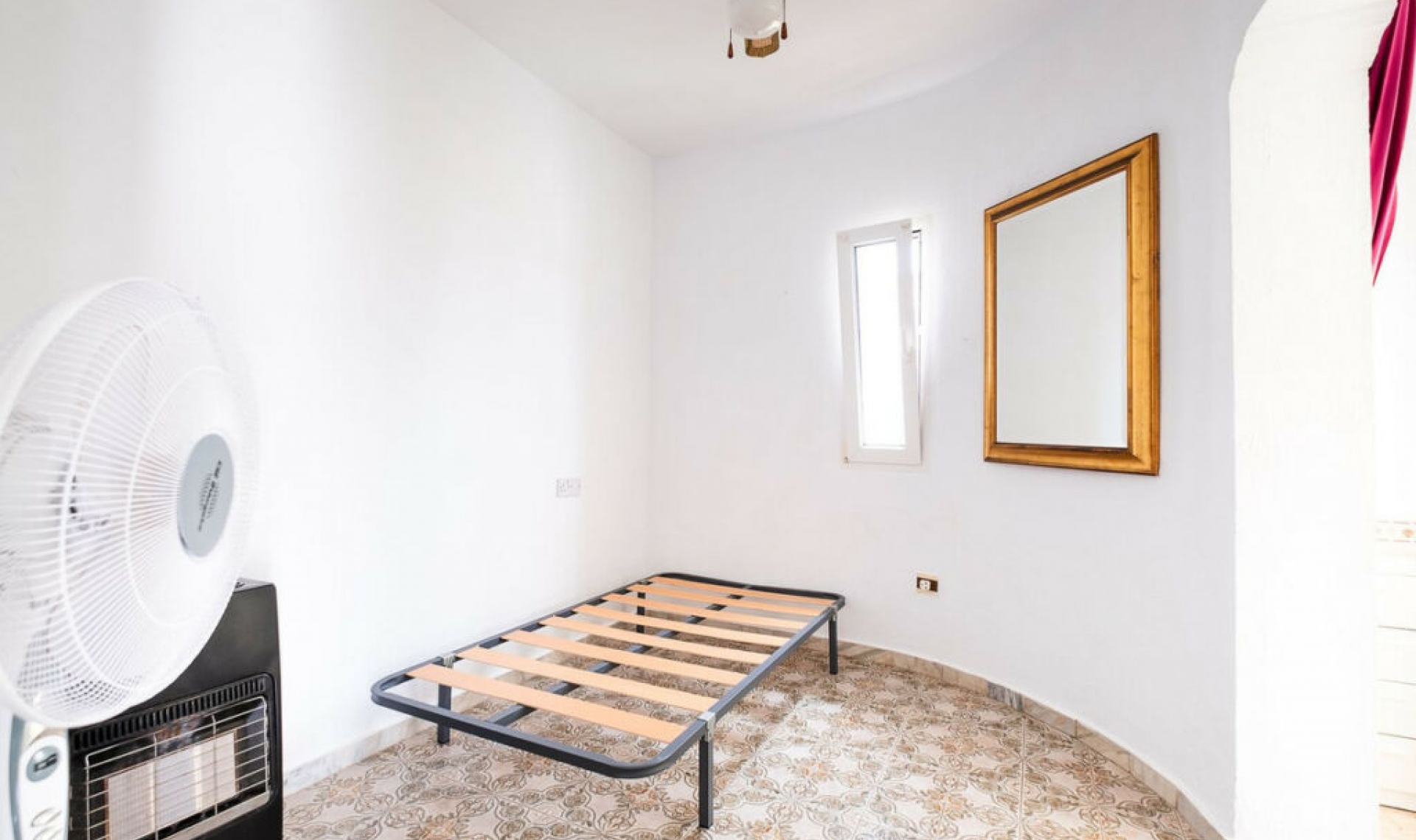 Resale - House -
Torrox Costa