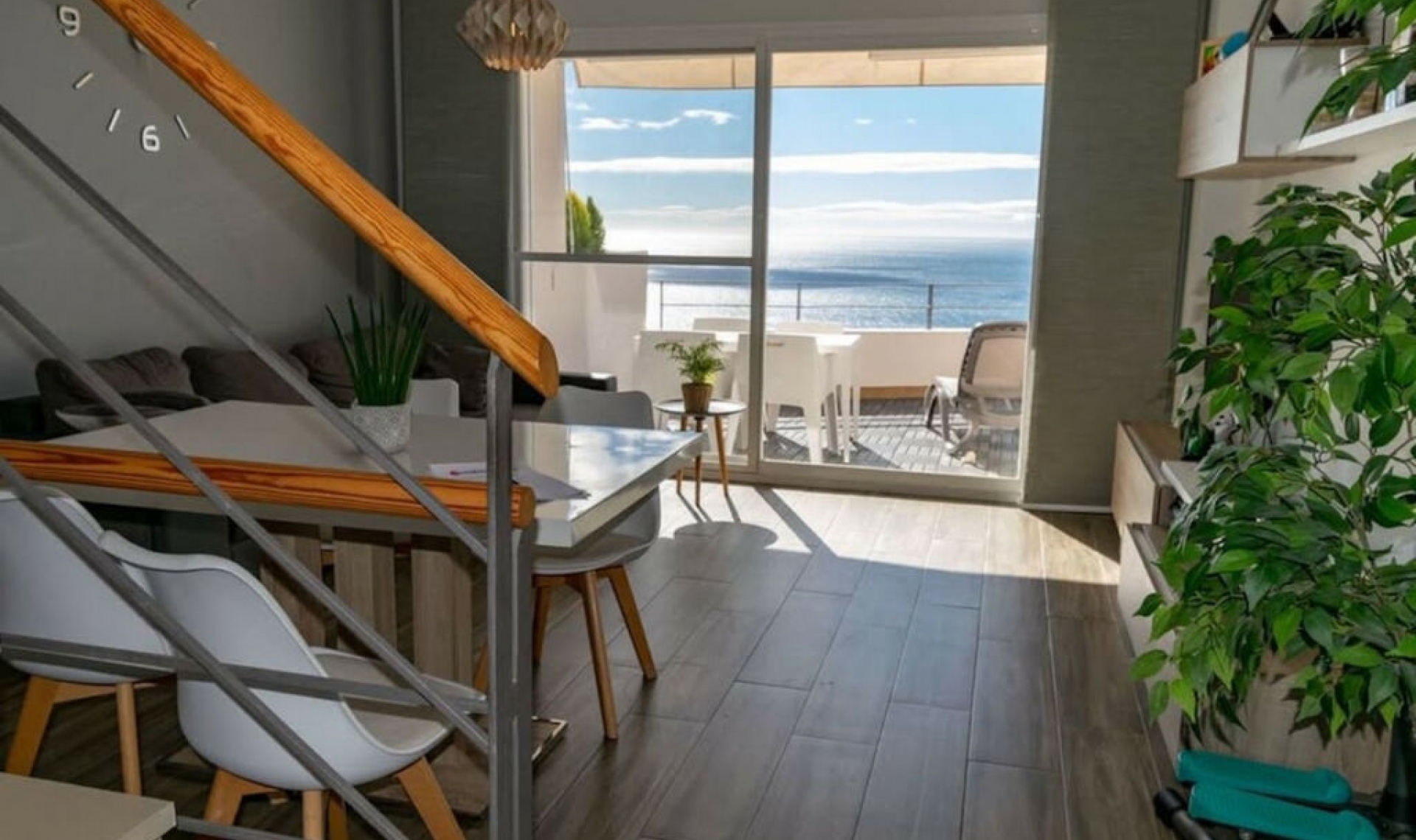 Resale - House -
Torrox Costa