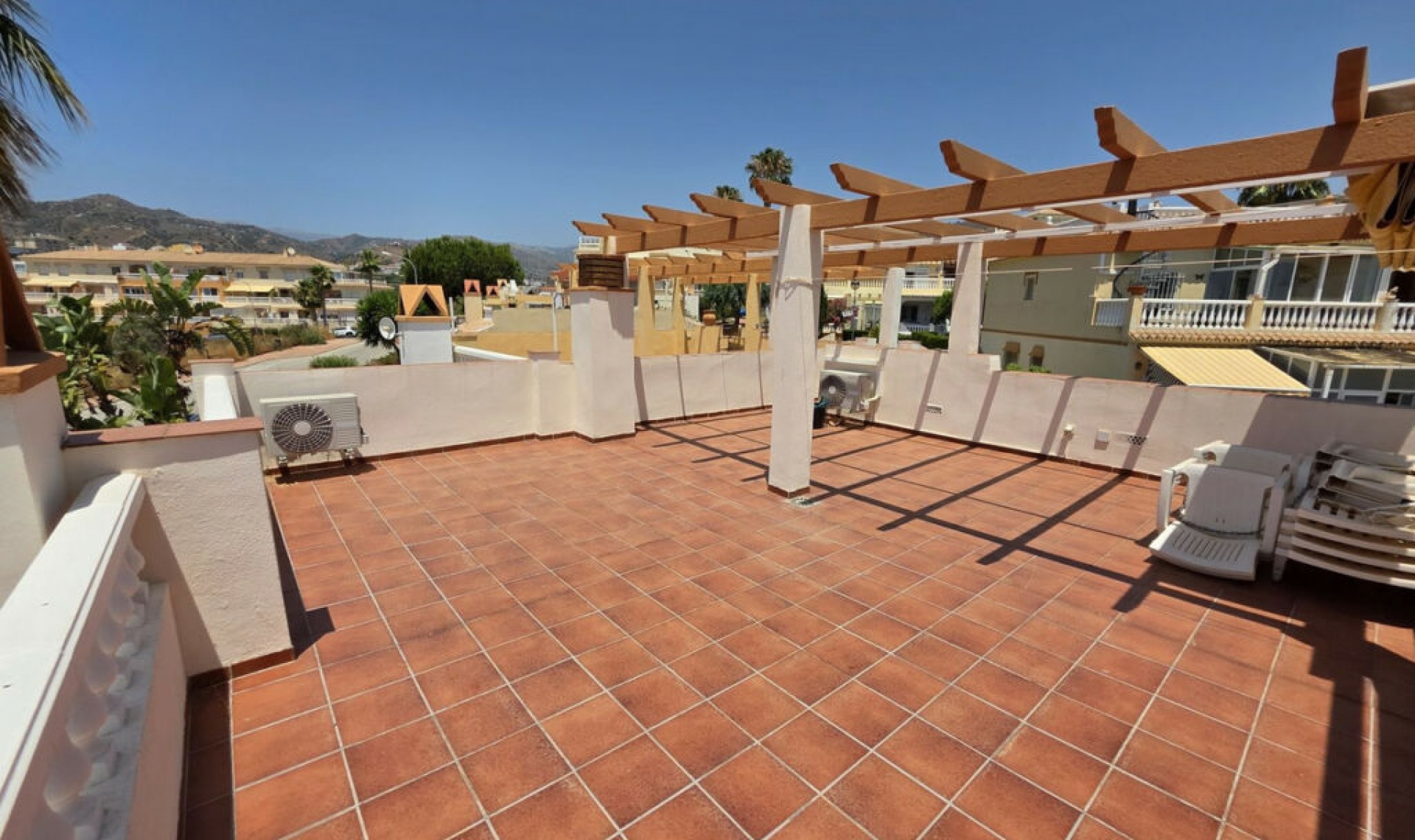Resale - House -
Torrox Costa