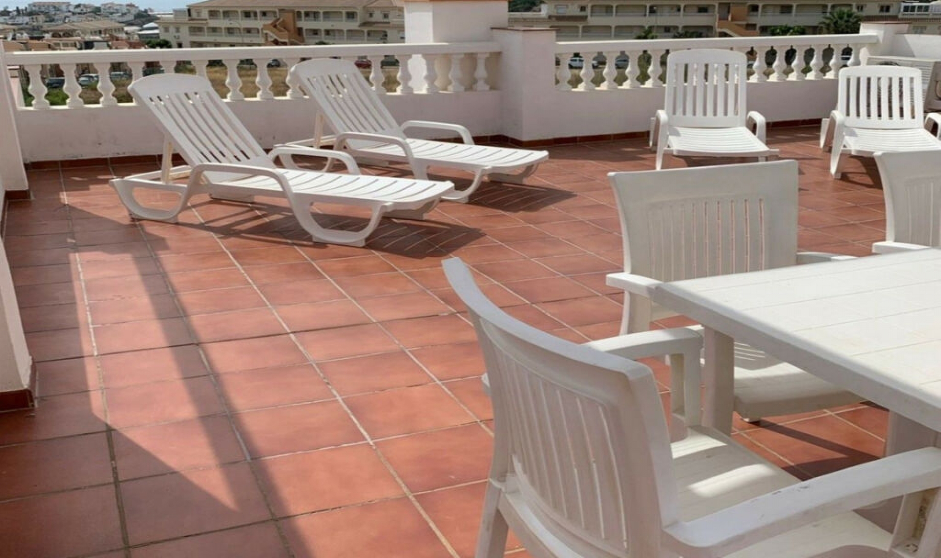 Resale - House -
Torrox Costa
