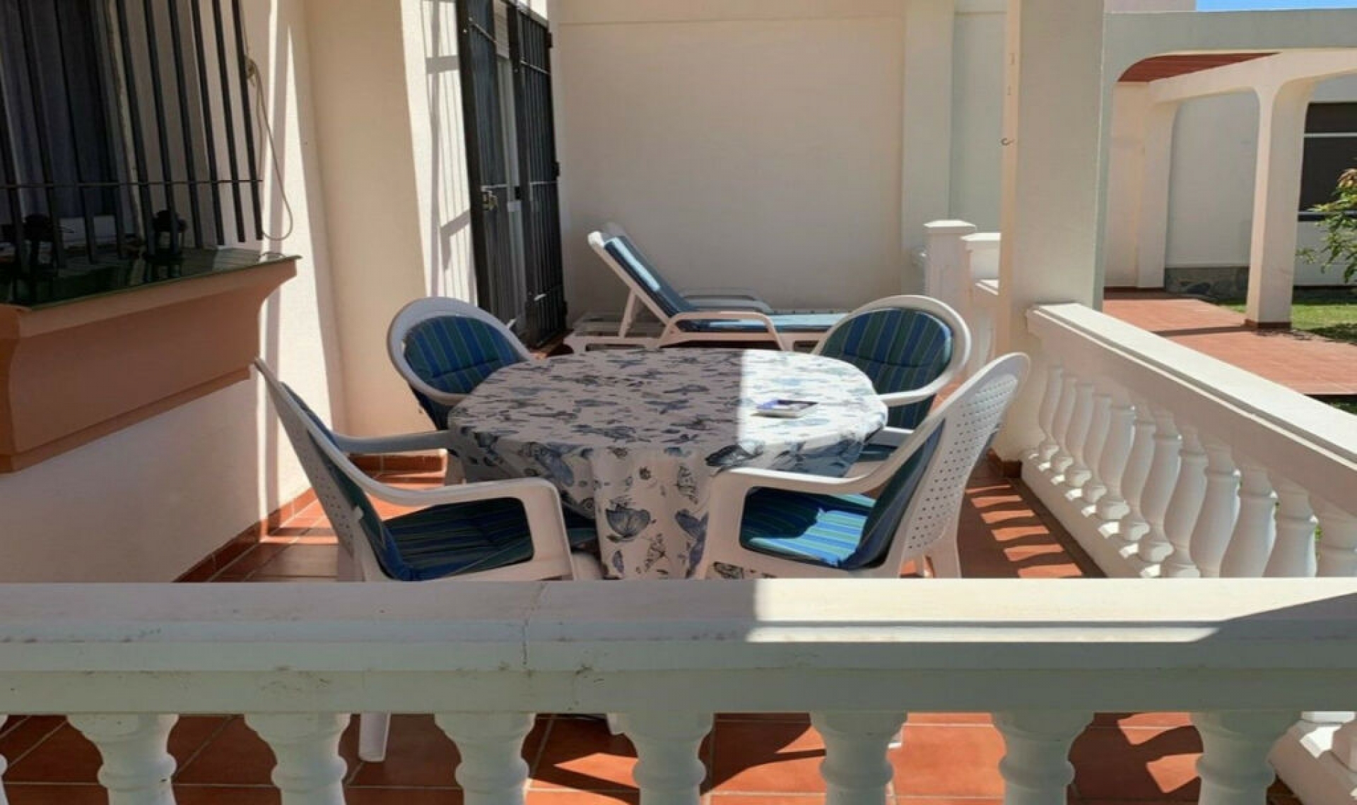 Resale - House -
Torrox Costa
