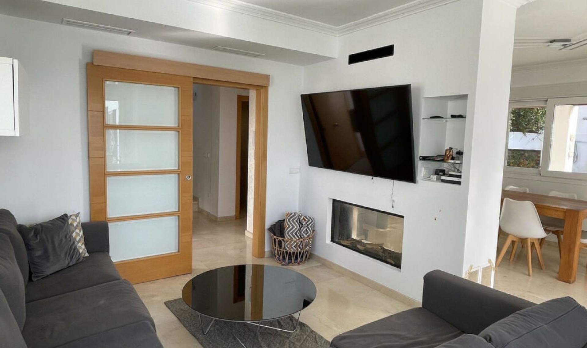 Resale - House -
Torrox Costa