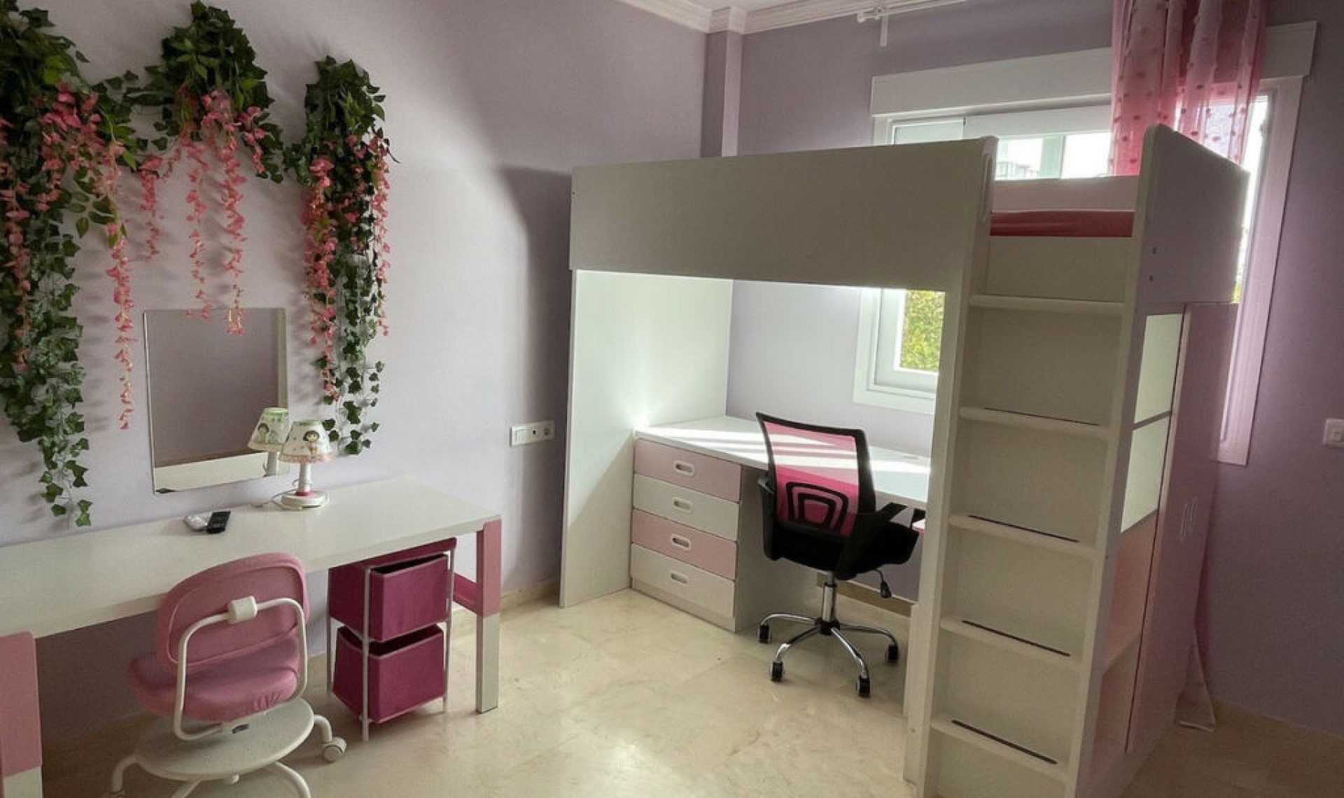 Resale - House -
Torrox Costa