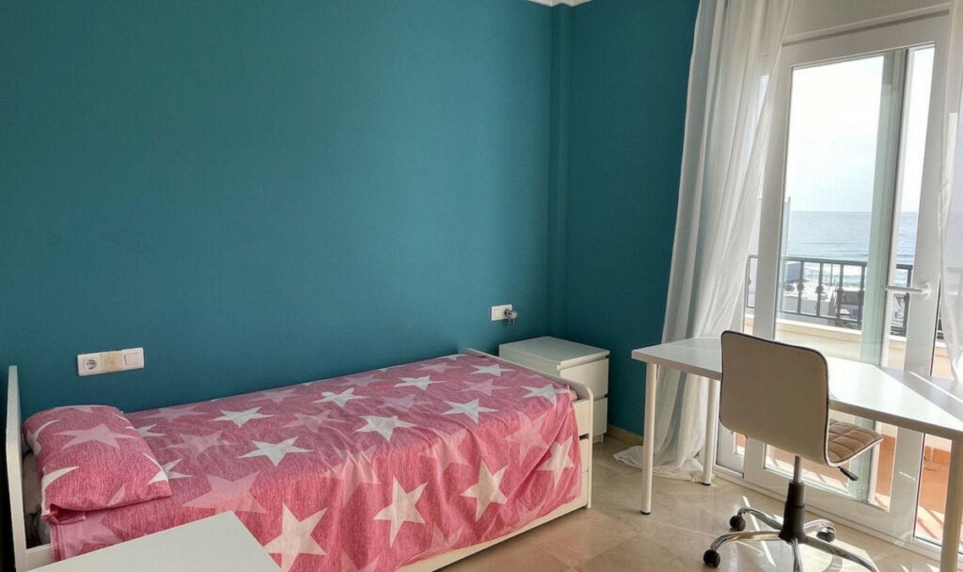 Resale - House -
Torrox Costa