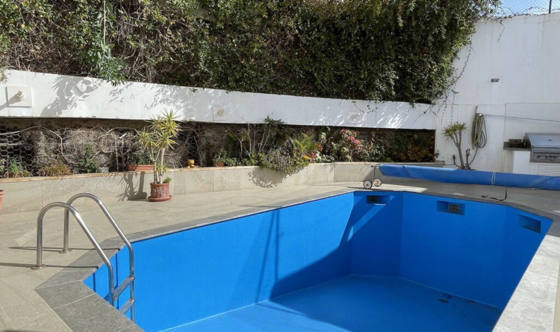 Resale - House -
Torrox Costa