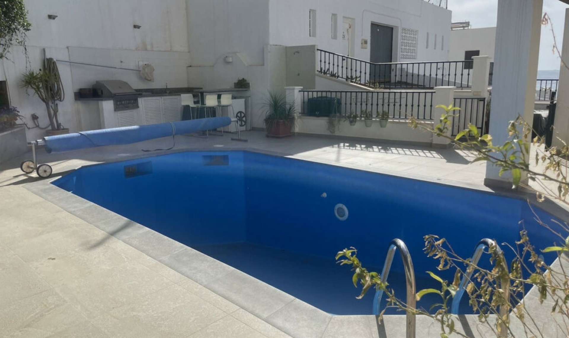 Resale - House -
Torrox Costa