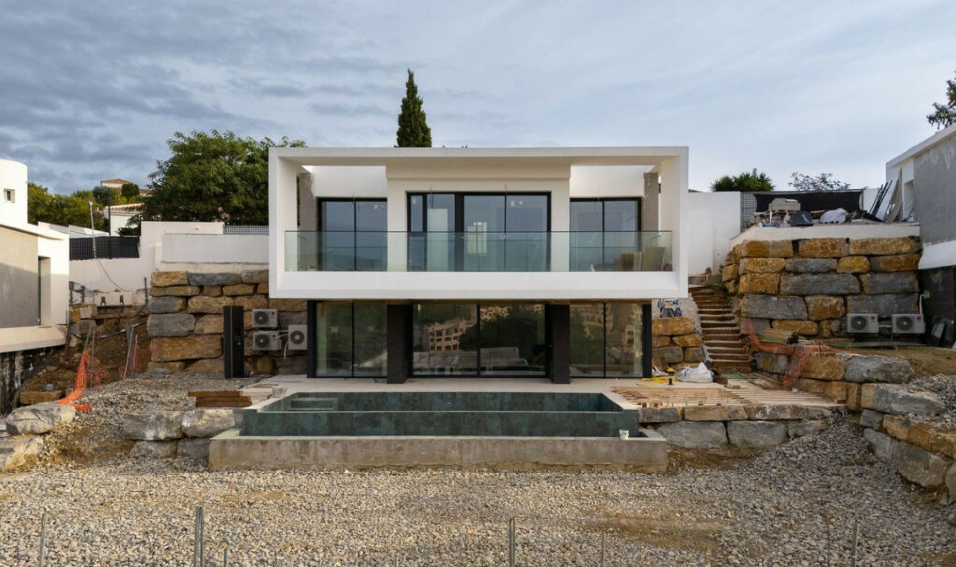 Resale - House -
Valle Romano