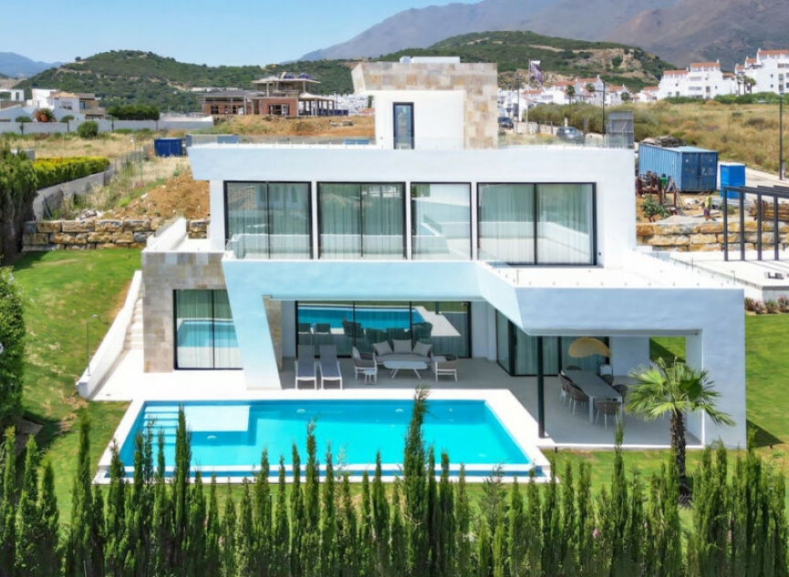 Resale - House -
Valle Romano