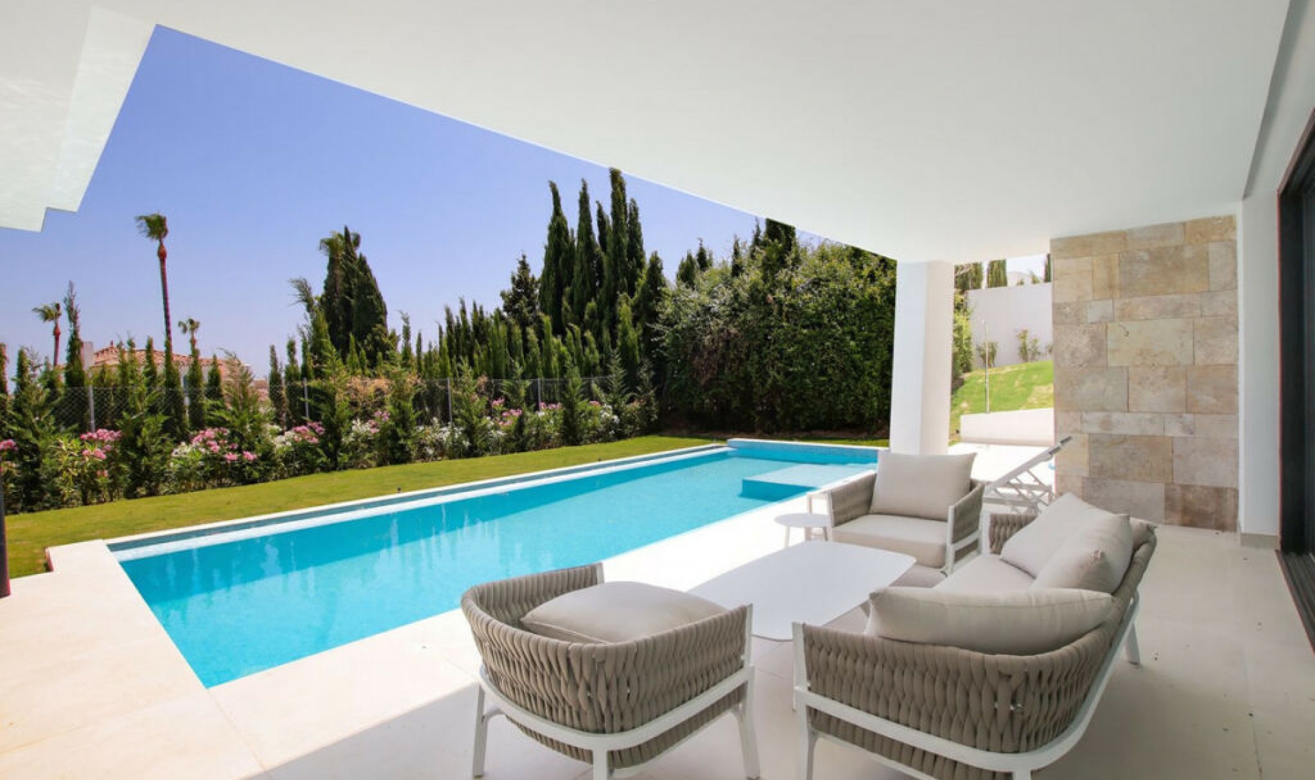 Resale - House -
Valle Romano