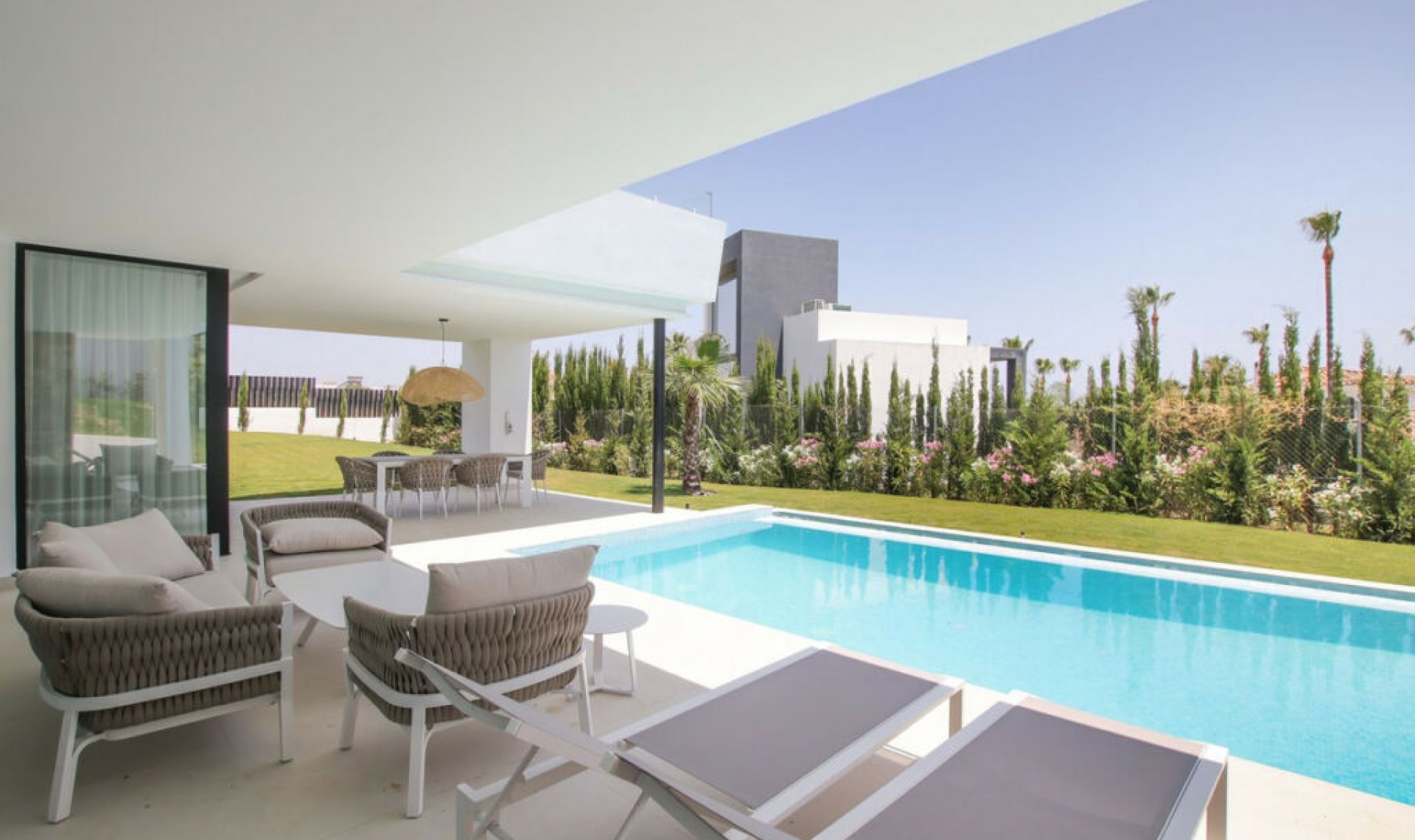 Resale - House -
Valle Romano