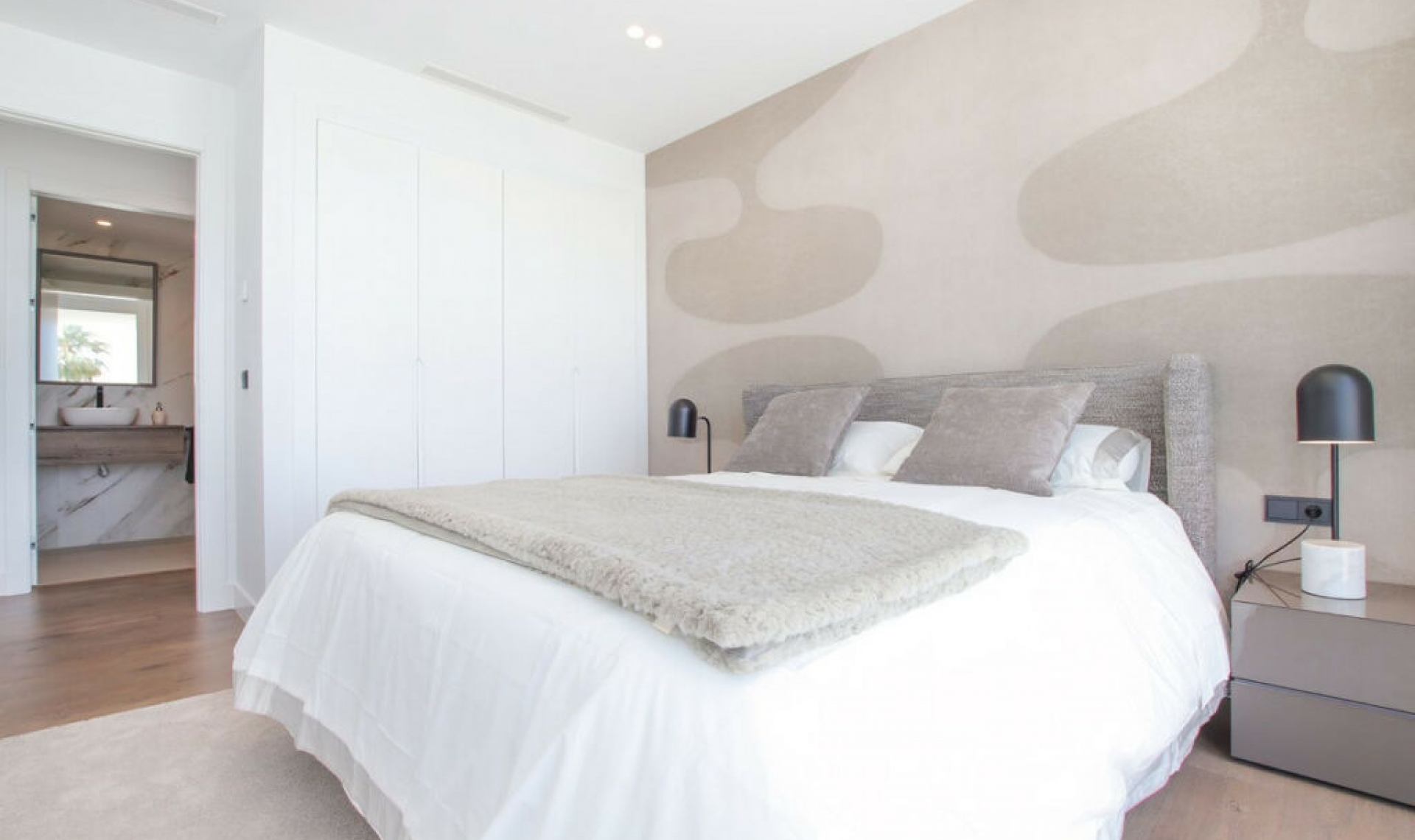 Resale - House -
Valle Romano