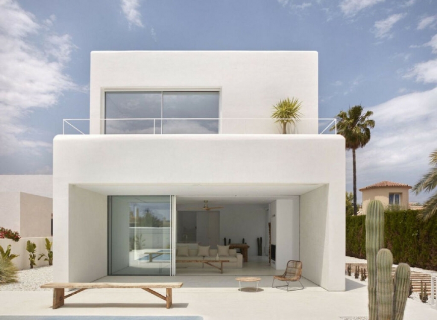 Resale - House -
Valle Romano