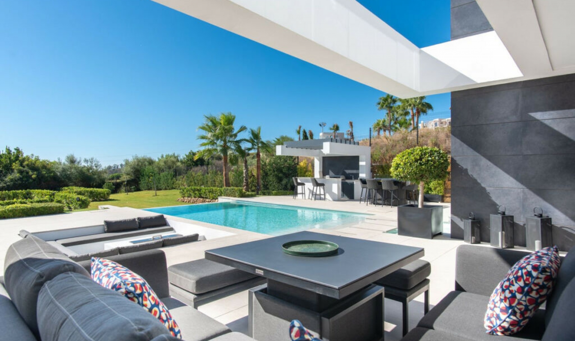 Resale - House -
Valle Romano