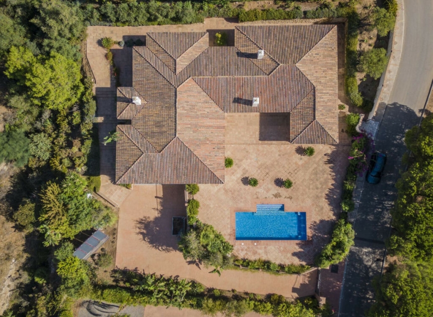 Resale - House -
Valtocado