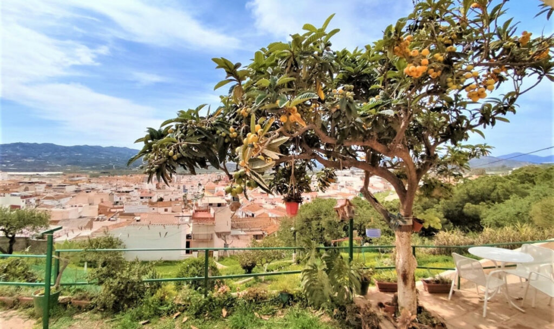 Resale - House -
Vélez-Málaga