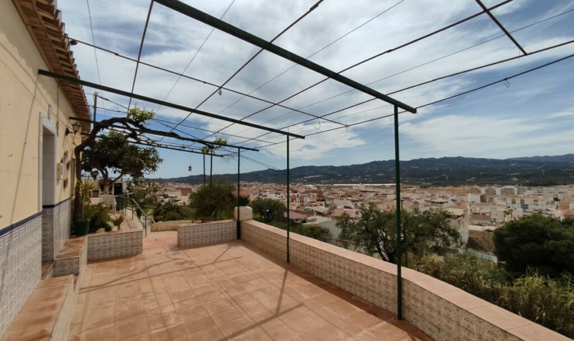 Resale - House -
Vélez-Málaga