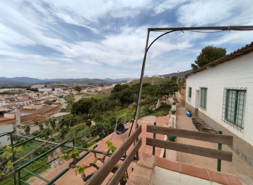 Resale - House -
Vélez-Málaga