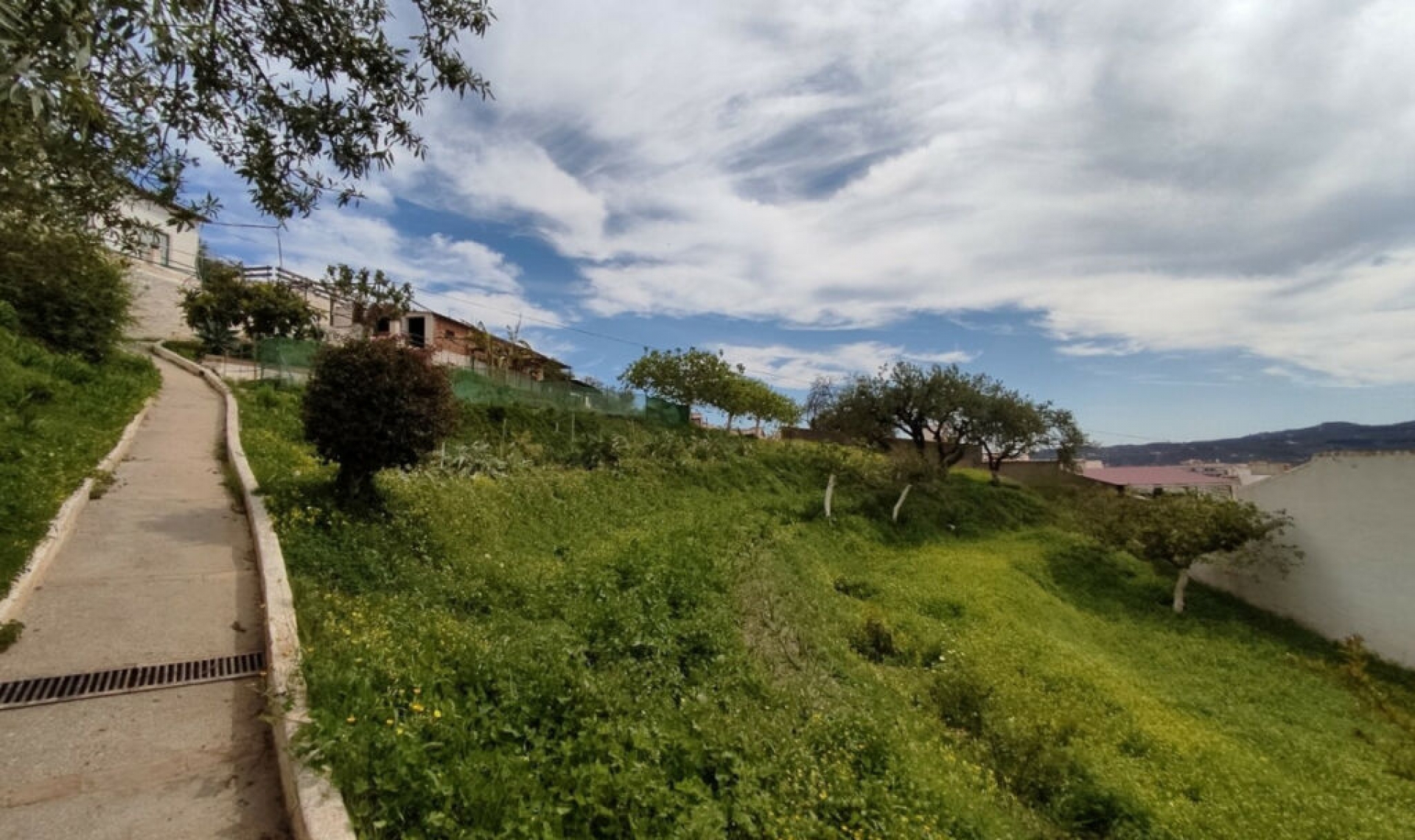 Resale - House -
Vélez-Málaga