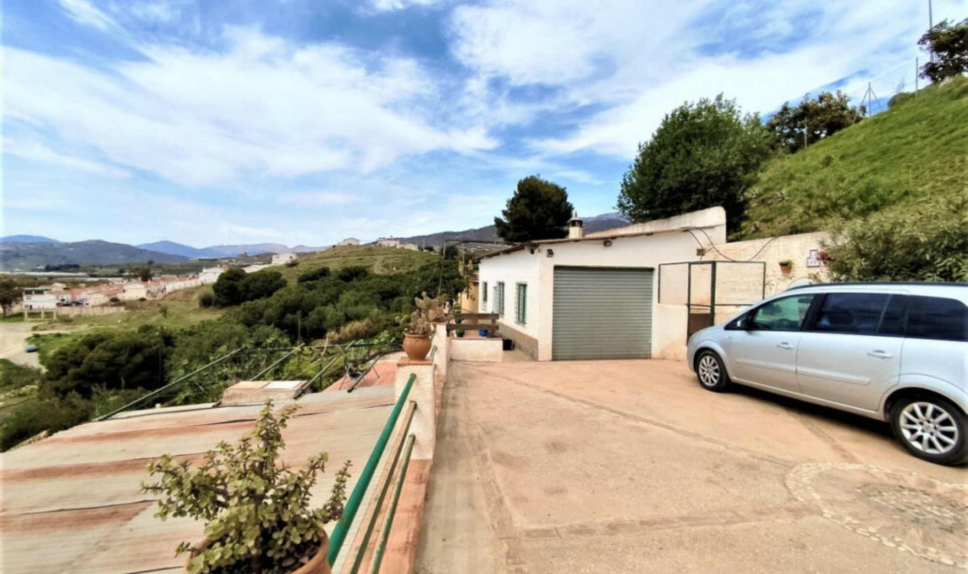 Resale - House -
Vélez-Málaga
