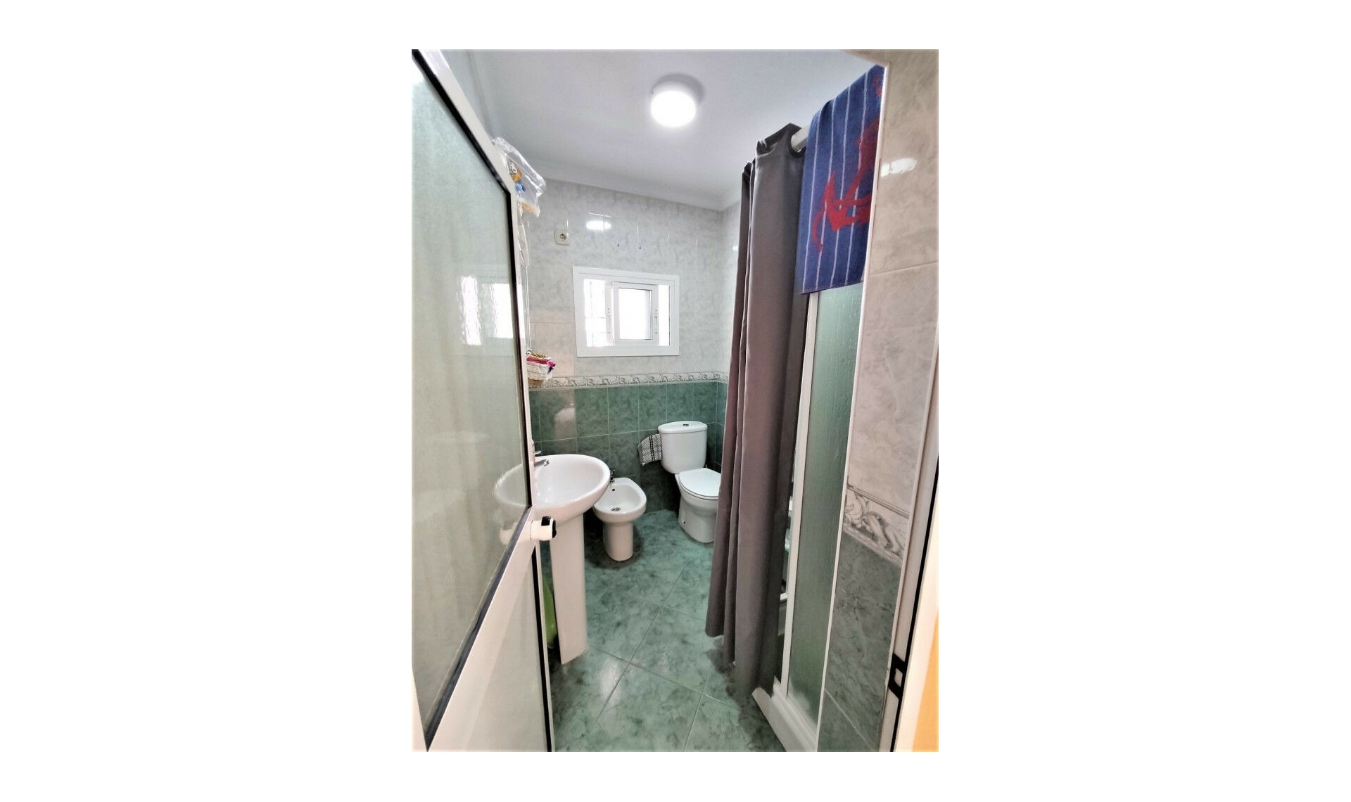 Resale - House -
Vélez-Málaga