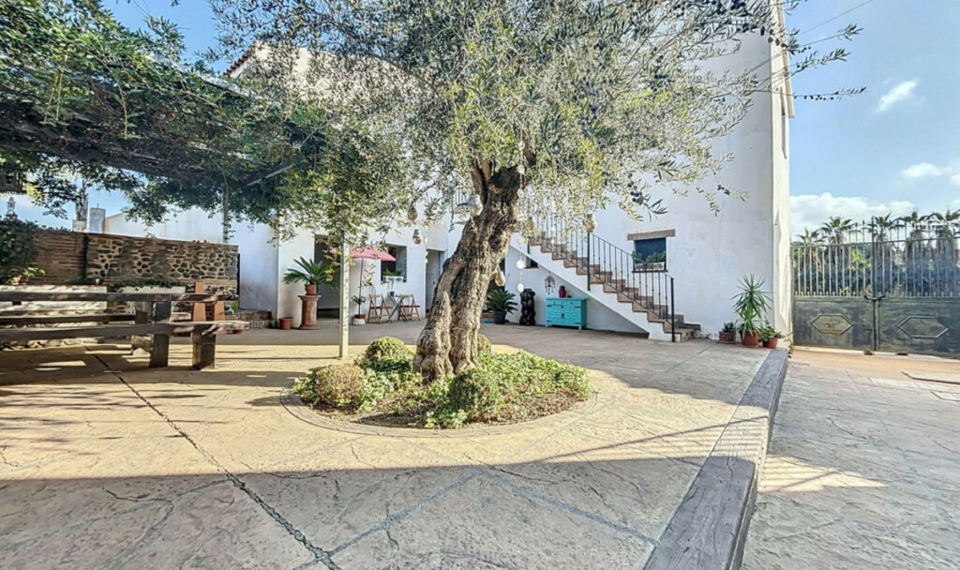 Resale - House -
Vélez-Málaga