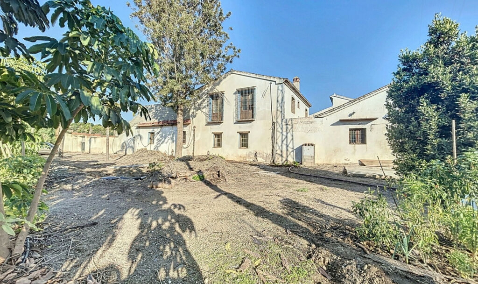 Resale - House -
Vélez-Málaga