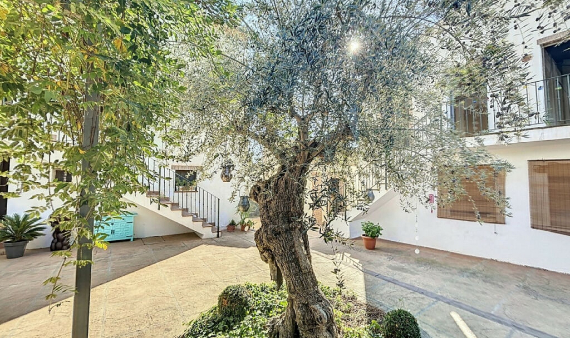 Resale - House -
Vélez-Málaga