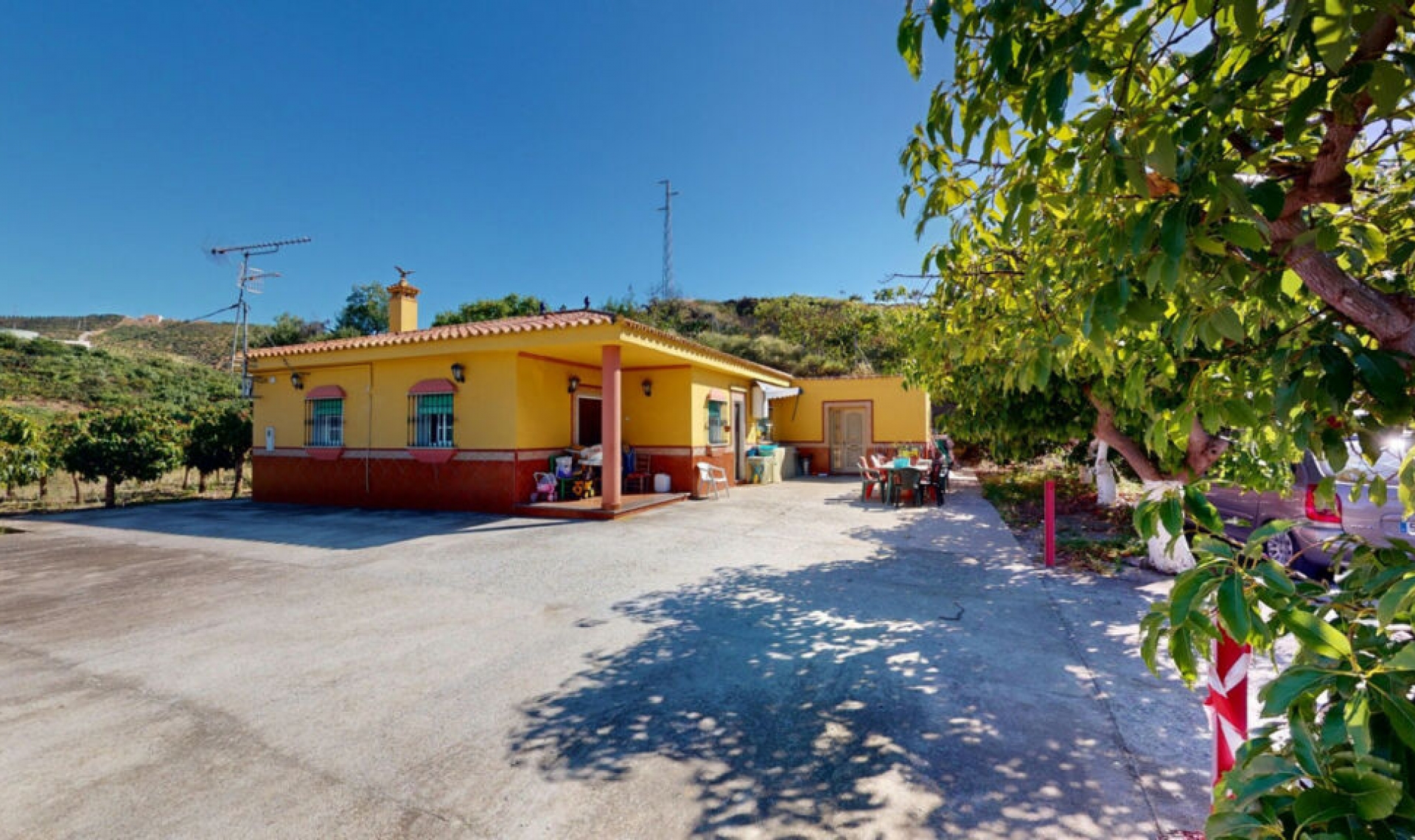 Resale - House -
Vélez-Málaga