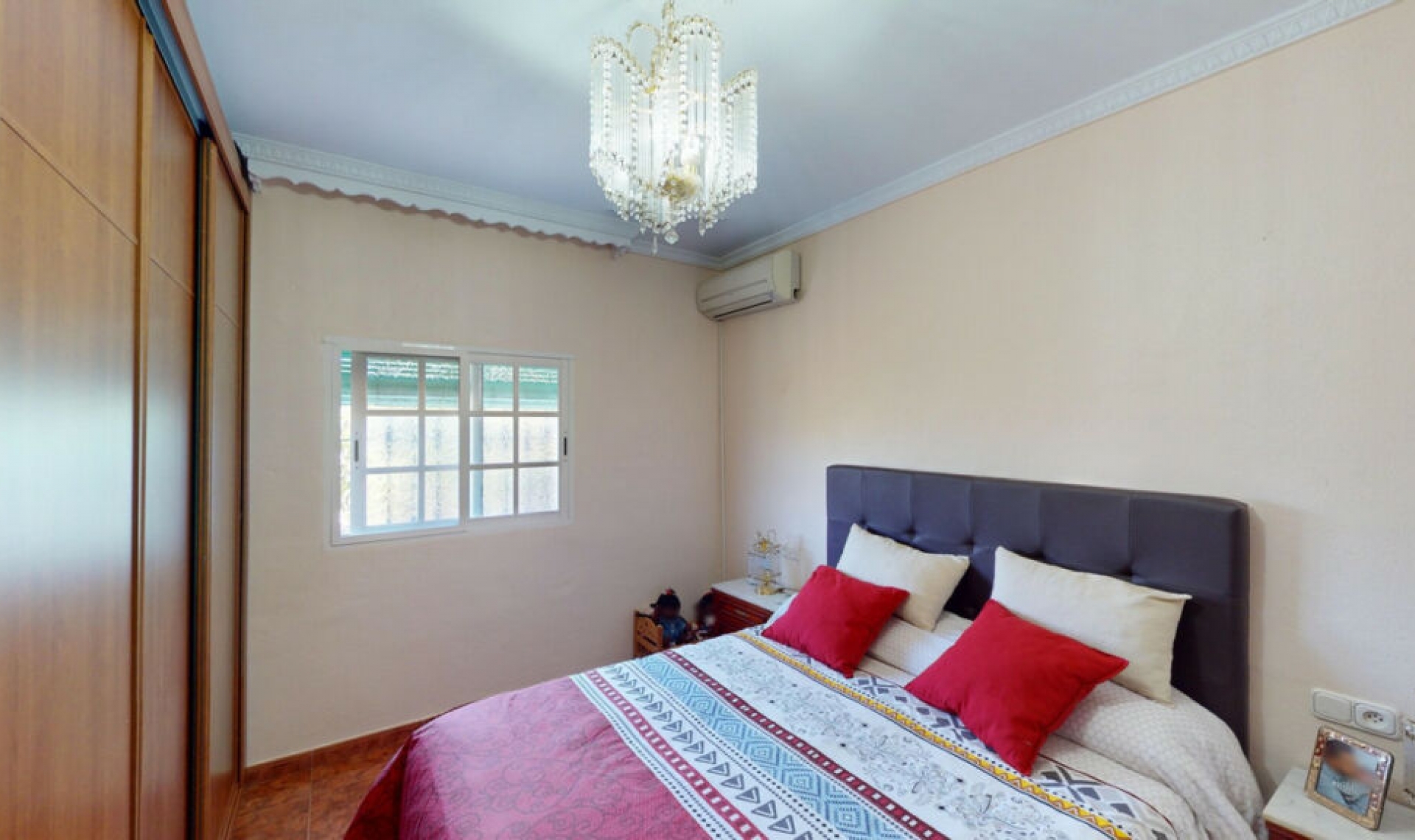 Resale - House -
Vélez-Málaga