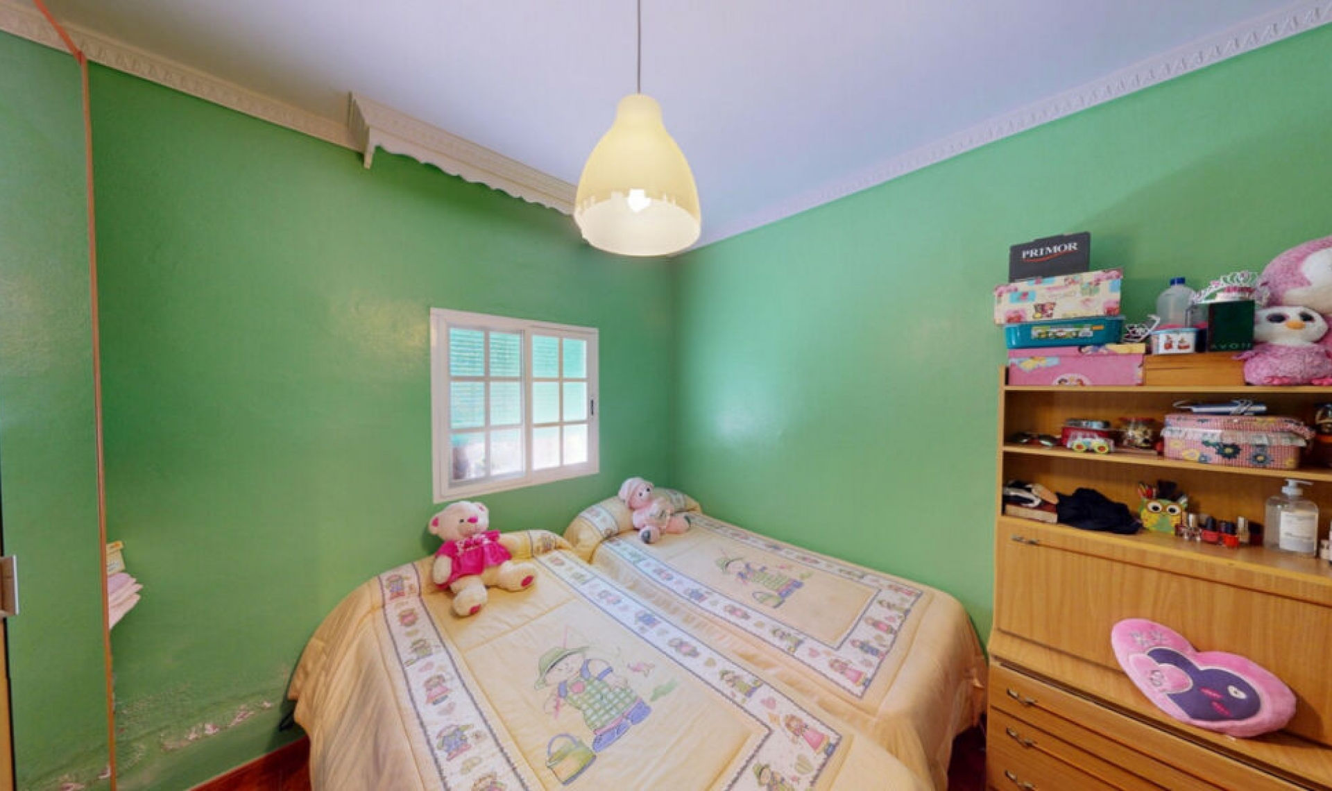 Resale - House -
Vélez-Málaga