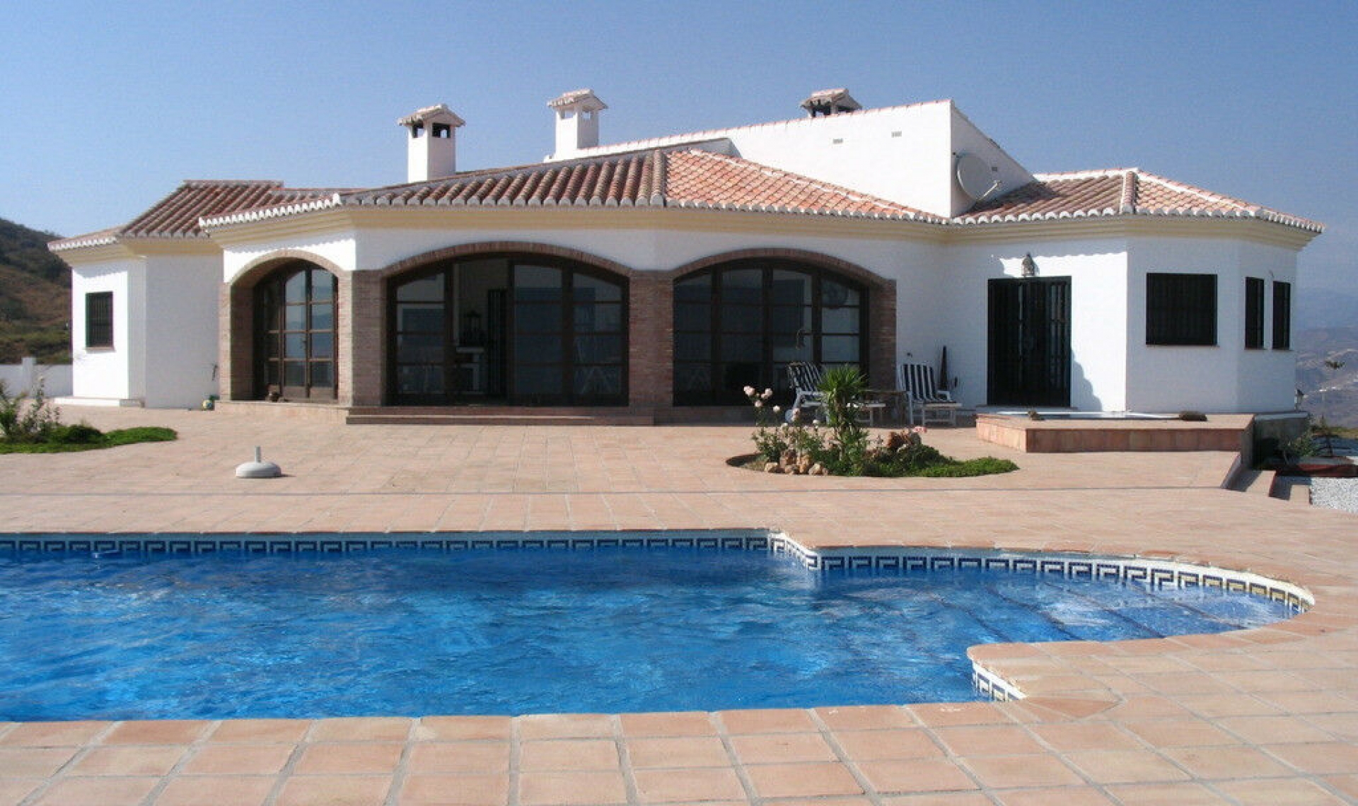 Resale - House -
Vélez-Málaga