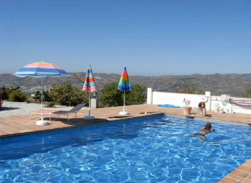 Resale - House -
Vélez-Málaga